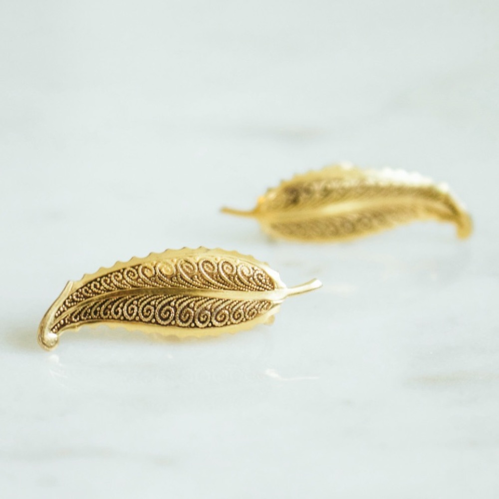 Vintage Leaf Screw Back Earrings